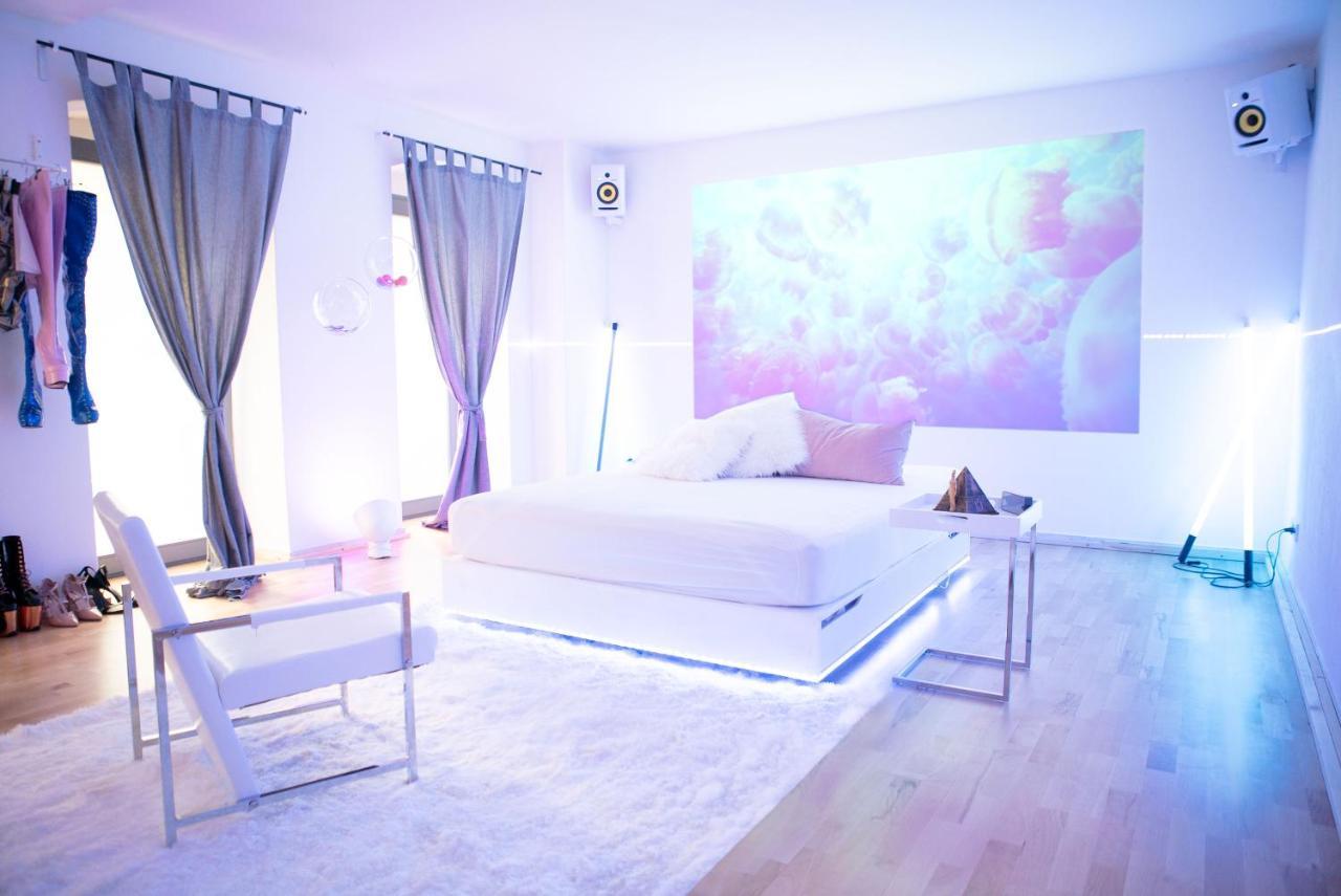 Cosy Apartment At Prenzlauer Berg With Terrace And Headphonecinema Berlin Ngoại thất bức ảnh